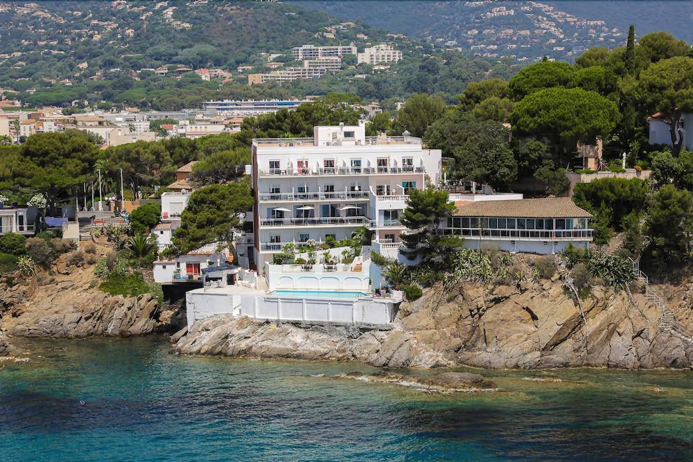 Hotel La Calanque Cavalaire-sur-Mer Exterior foto