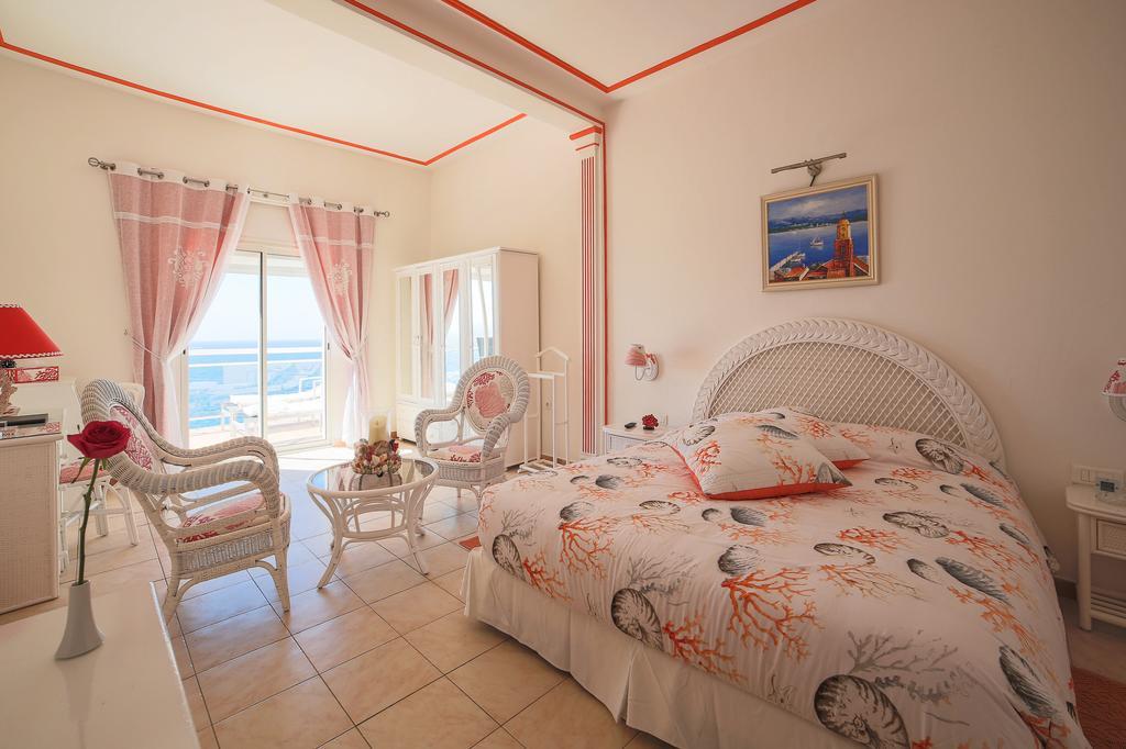 Hotel La Calanque Cavalaire-sur-Mer Habitación foto