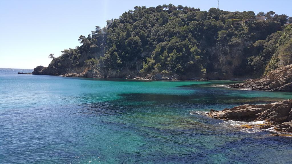 Hotel La Calanque Cavalaire-sur-Mer Exterior foto